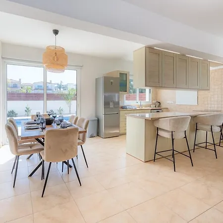 Sol Y Mar 2 W Pool & Jacuzzi *