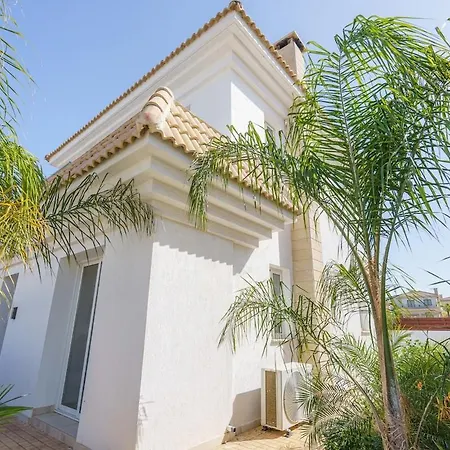 Sol Y Mar 2 W Pool & Jacuzzi Villa